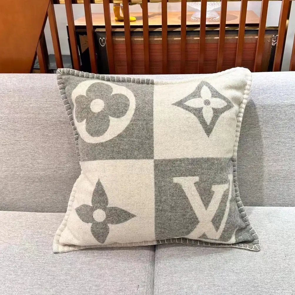 LV WOOL CUSTOM PILLOW CHECKMATE THROW 0604